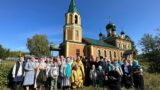Внимание! 14 августа в селе Аксаково Майнского района, в Троицком храме скита женского монастыря Архангела Михаила состоится Богослужение. Начало в 9.00.